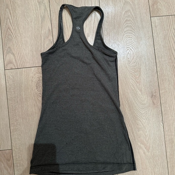 Lululemon tank top - Picture 8 of 10